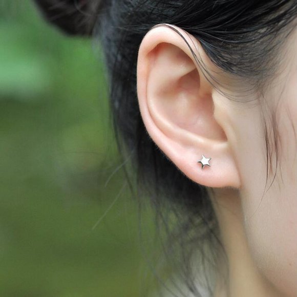 NEW 925 Sterling Silver Moon Star Stud Earrings - Picture 3 of 7